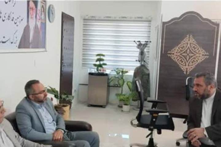 دیدار سرپرست اداره‌کل استاندارد کردستان با فرماندار شهرستان دهگلان